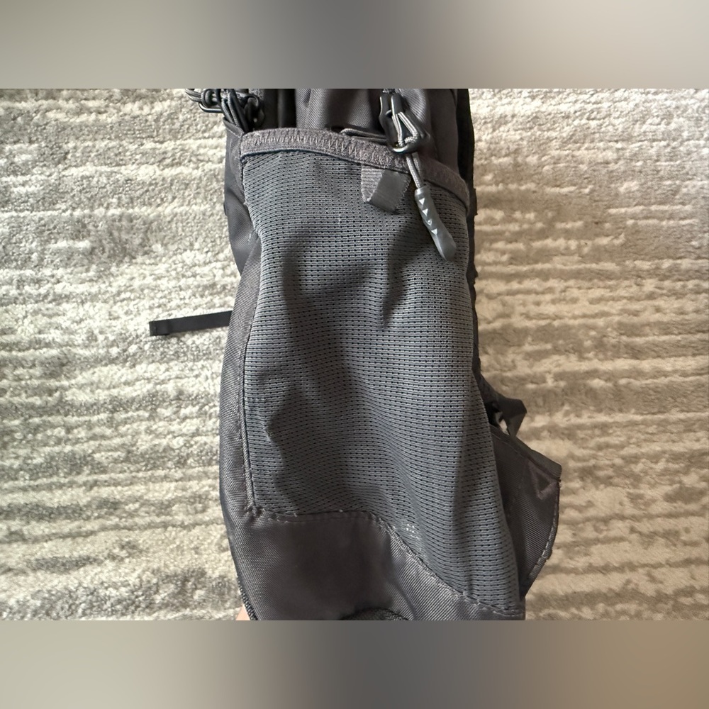 The North Face Borealis commuter backpack - Picture 3 of 7